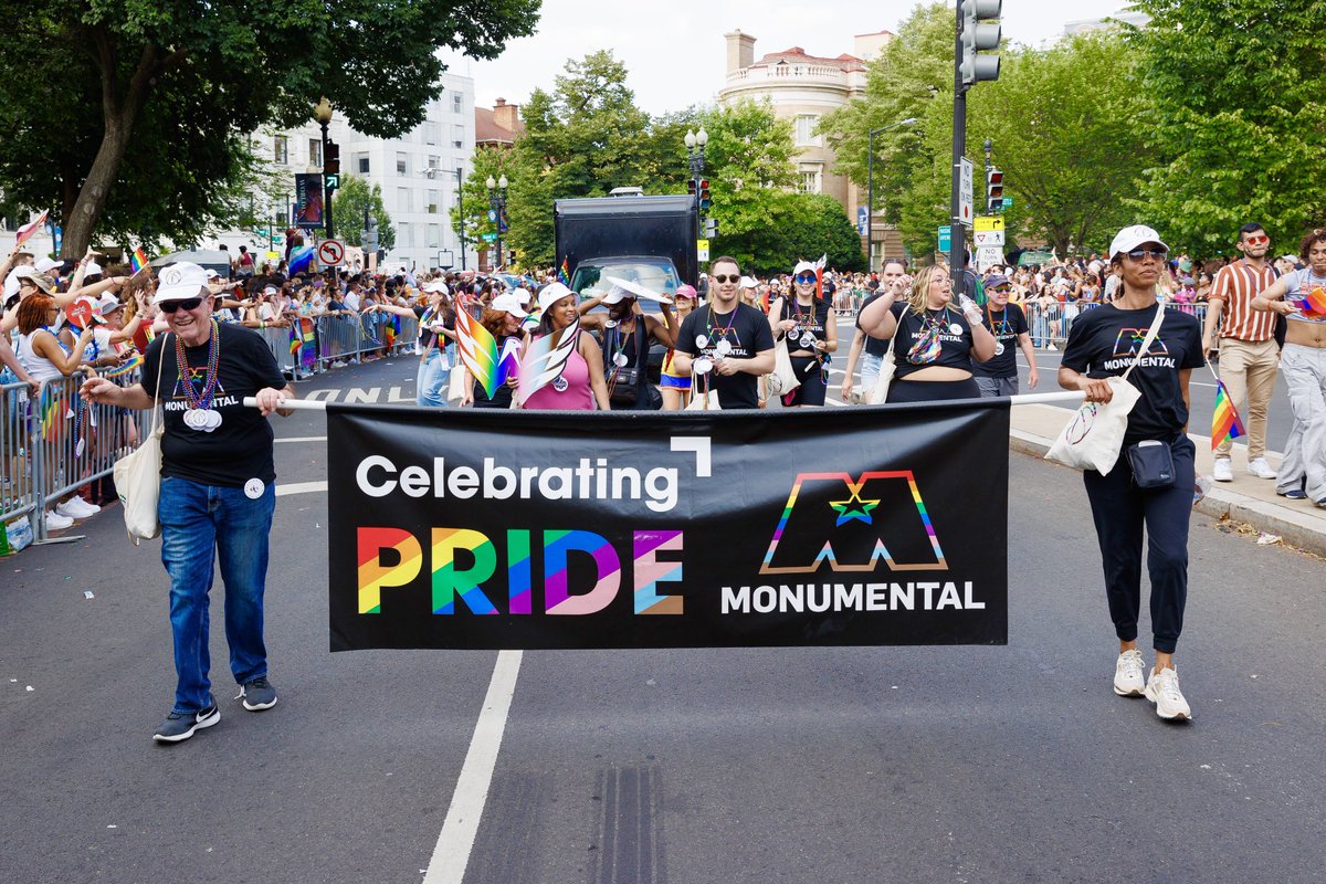 MSE's tweet image. Such a fun day celebrating Pride at the @CapitalPrideDC parade with our MSE, @WashMystics, @WashWizards and @Capitals staff!! 🏳️‍🌈🏳️‍⚧️
