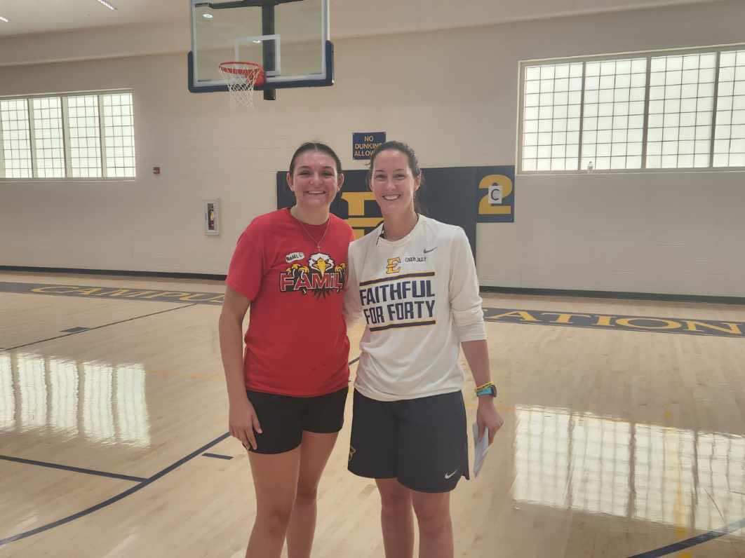 mcaronn33's tweet photo. Had an amazing time at @ETSU_WBB elite camp today! Thank you so much to all the coaches and players that worked with us today! Can’t wait to be back!! @CoachMockETSU @coachjackie_21 @coachJoyT GO BUCS! https://t.co/pXKVfSXKXZ
