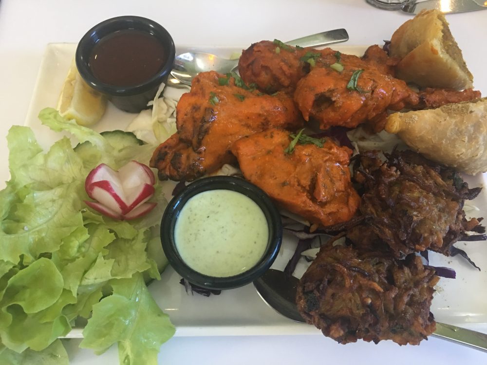 My Indian Lunch Date With My Sister At Indian Mehfil - lookatourworld.com/my-indian-lunc… #travel #lookatourworld #travelbloging #travelbloggers #indianfood #familylunch