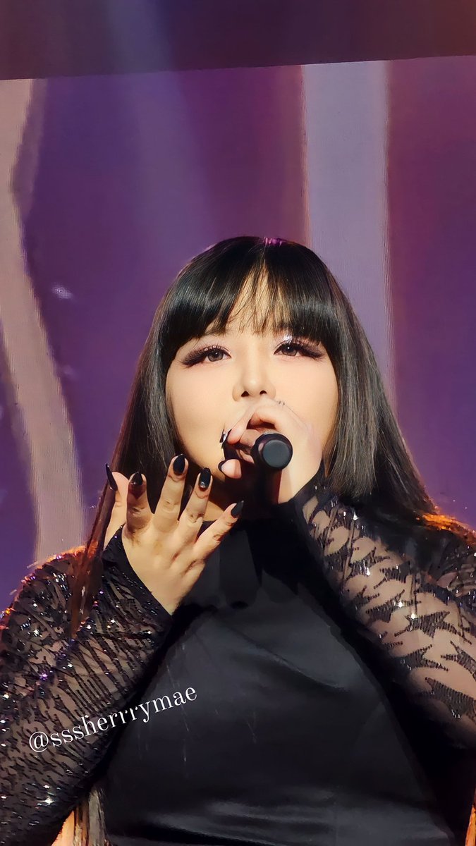 sssherrrymae's tweet photo. Some of my shots yesterday 😭💚
I LOVE YOUUU @haroobomkum 🫶

#YouAndBomInManila 
#ParkBom #2NE1 #박봄 #봄 https://t.co/pDpxLzZyfM