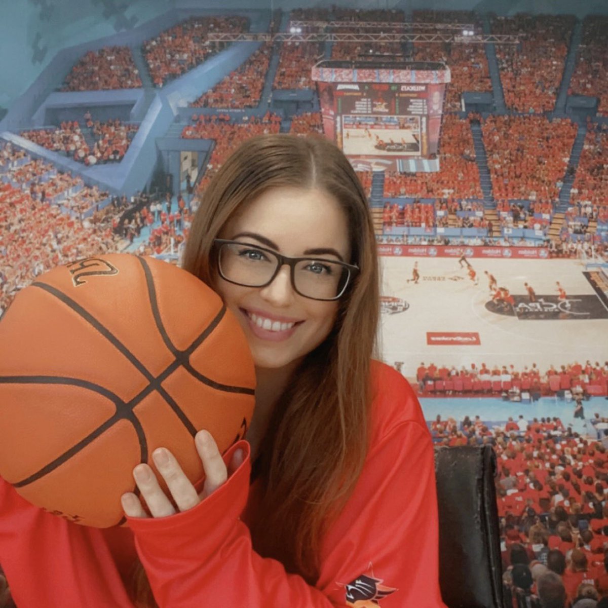 ✨ new chapter ✨

Code-swapping basketball courts for AFL turf! Incredibly grateful for my time at the Wildcats, and excited to see what this next opportunity holds. 🦅🏉