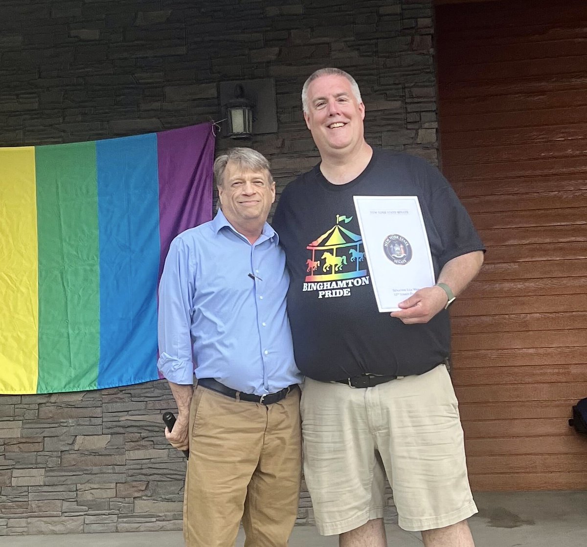 SenatorLeaWebb's tweet photo. Happy #Pride Month! 🏳️‍🌈 🏳️‍⚧️ My team had an amazing time at Binghamton Pride Palooza. I was proud to recognize the Binghamton Pride Coalition with an official proclamation from @NYSenate for their hard work and dedication to organizing #LGBTQ+ celebrations in our area. https://t.co/sm6MKQecIB