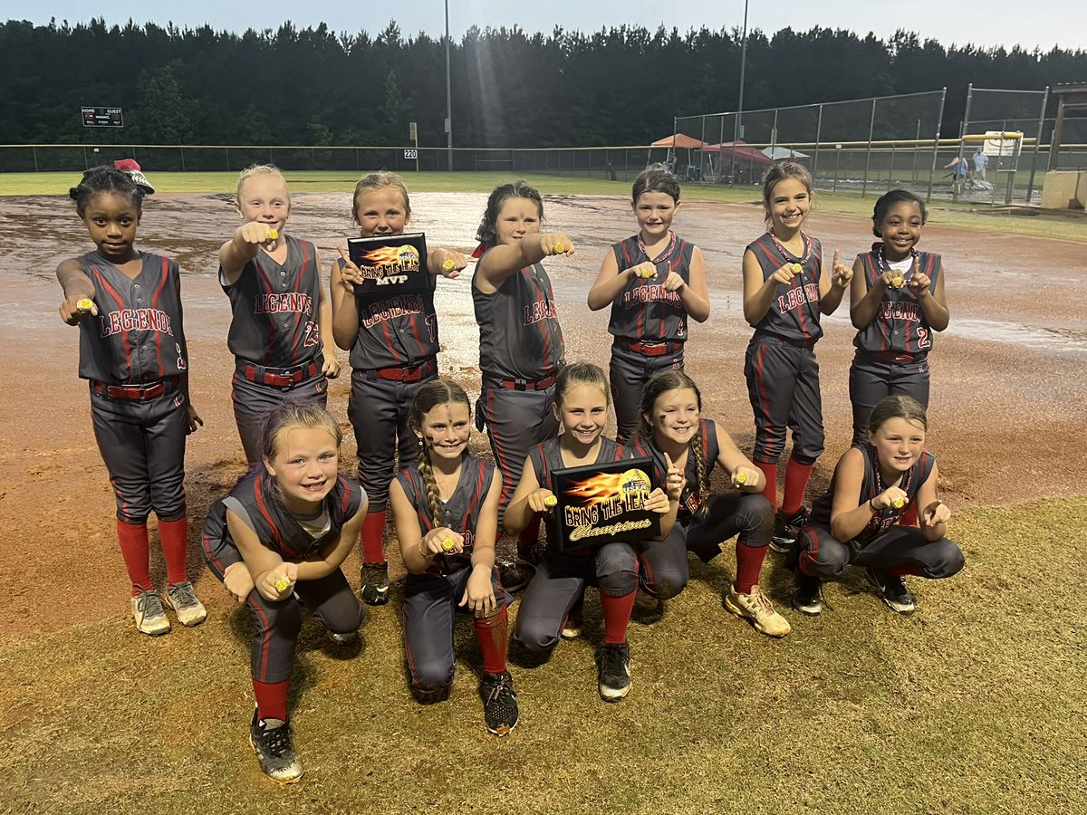 Legends14Lex's tweet photo. So proud of this team for winning #usfa  Bring the Heat tournament in Ripley Mississippi! Great job girls! https://t.co/QjtkMxwOCD