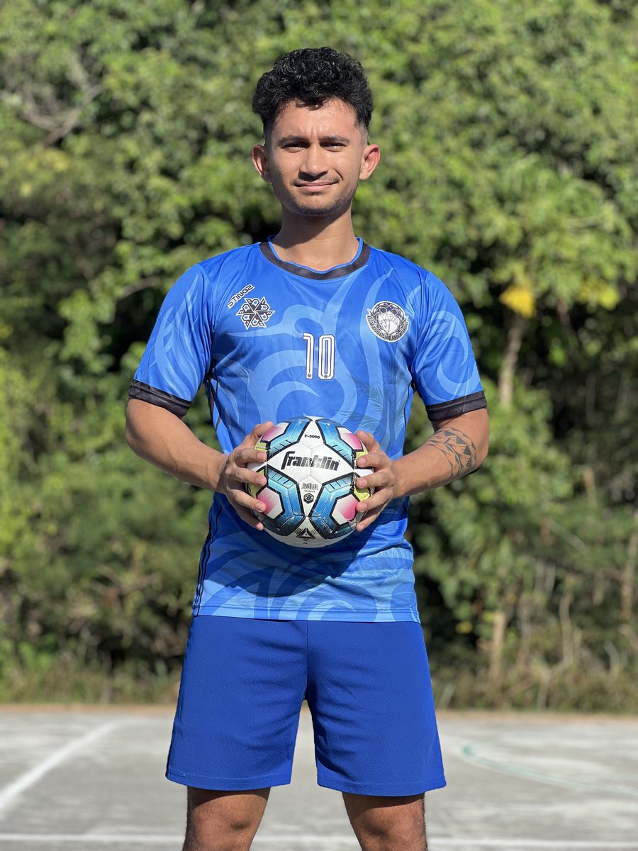 strsouthwick's tweet photo. Team jerseys have arrived and training has begun over the last week in Yap for the Micro Cup!

The Yap Football Association futsal team will be departing Yap on July 5th for the tournament. Tune in for the #MicroCup from July 8 - 15! 

#Yap #Futsal https://t.co/yRewYgGB0P