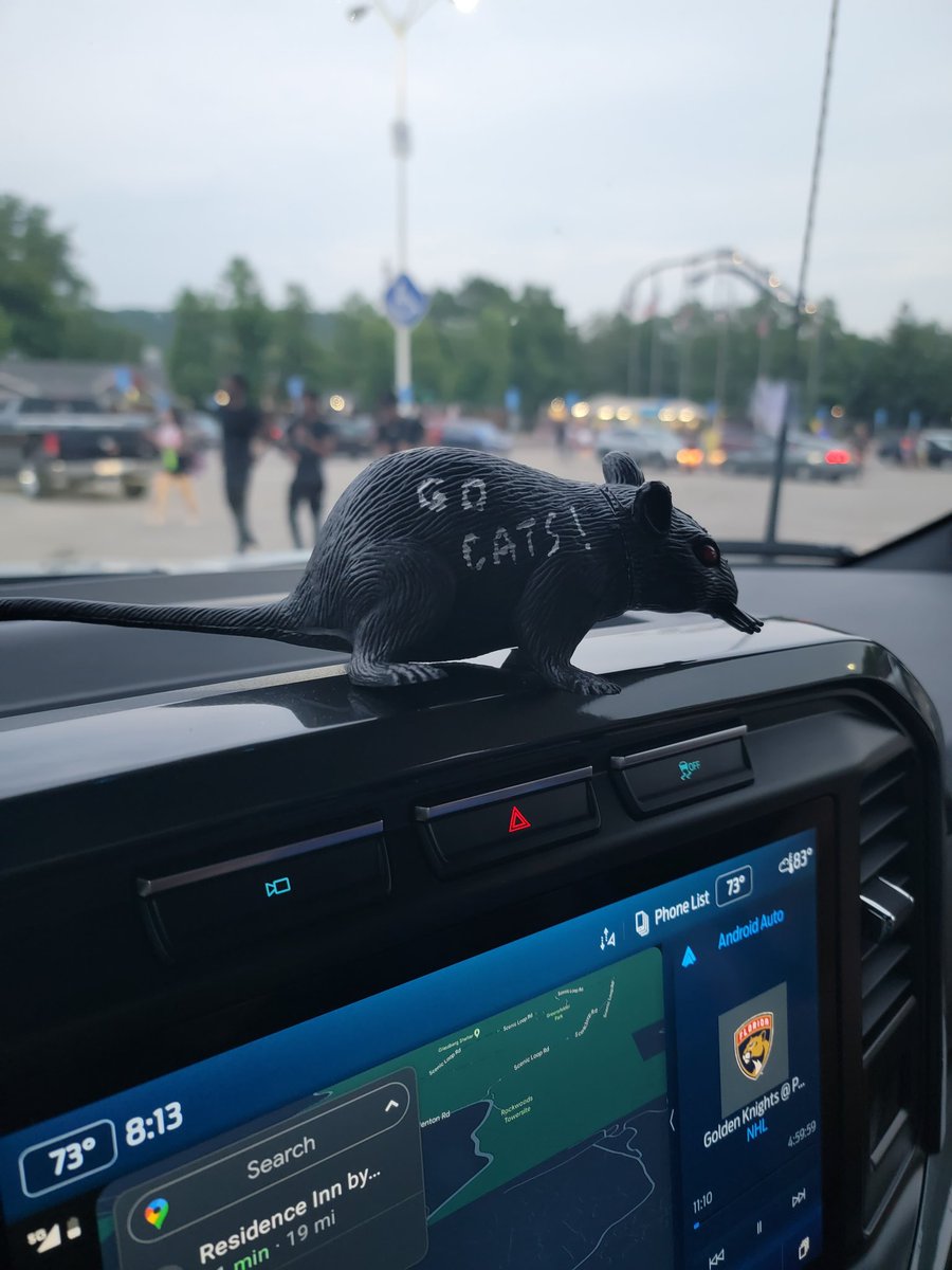Rudedeck's tweet image. Eastvale&apos;s Decker listening from Six Flags in St Louis on @SiriusXM channel 932 this evening. #WorldFamousTwitterSegment @LindsayBHockey @VIROGERS @JamesonCoop #TimeToHunt    #VamosGatos