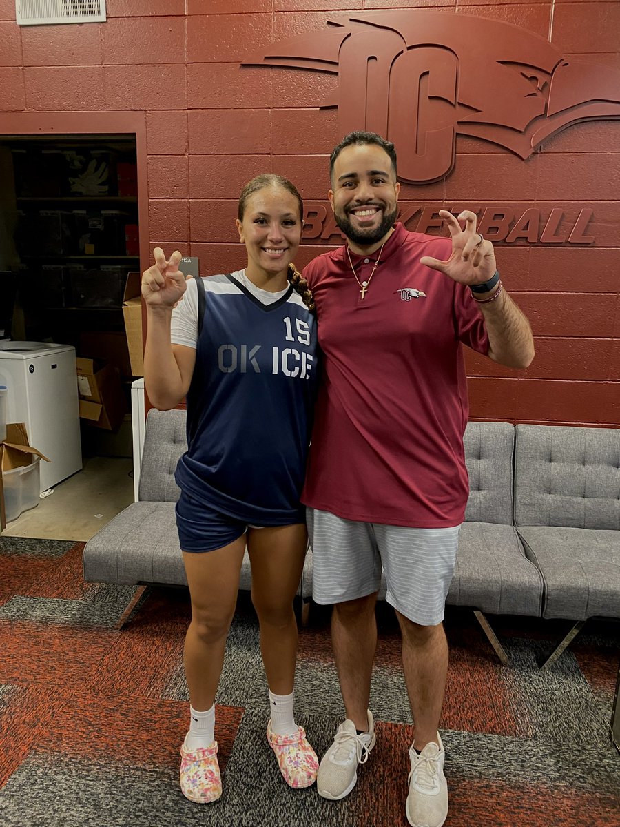 I had a great time playing in the team camp <a href="/OCEagles/">OC Eagles</a> today!! Also had the opportunity to meet @CoachCG_OC <a href="/CoachMRB4/">Markeith Brown</a>. @OK_ICE_GBB <a href="/Coach_Andrew_/">Andrew Funderburk</a>