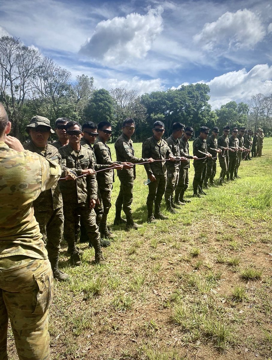 3BrigadeTSV's tweet photo. Great to see our Sappers from 3 CER deployed in the Philippines, conducting combat engineering training with trainees from the @yourphilarmy 2nd Infantry Jungle Fighter Division 🇦🇺🇵🇭 https://t.co/nSZP2ljAPL
