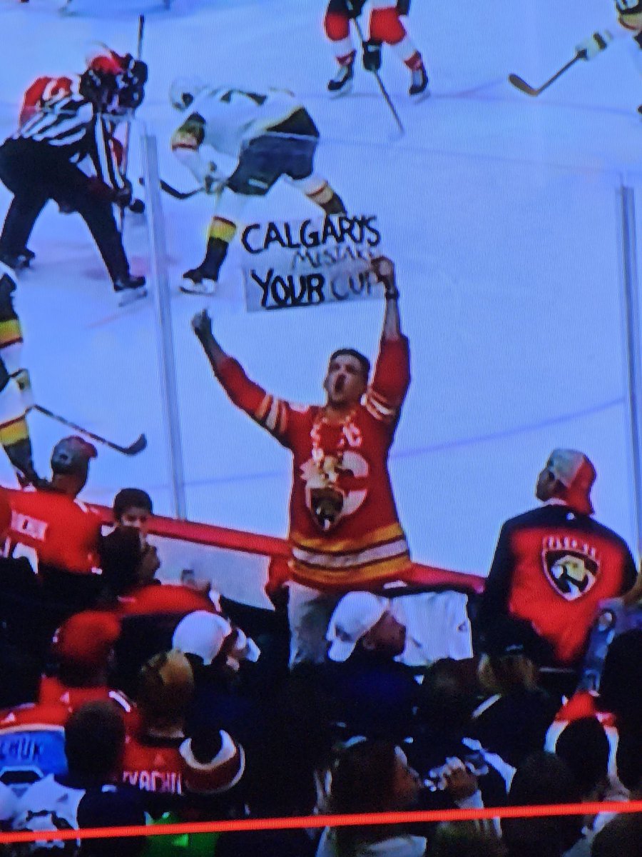 Ben37526307's tweet photo. Always support ya team I guess
@spittinchiclets https://t.co/WK9JHMwJs6
