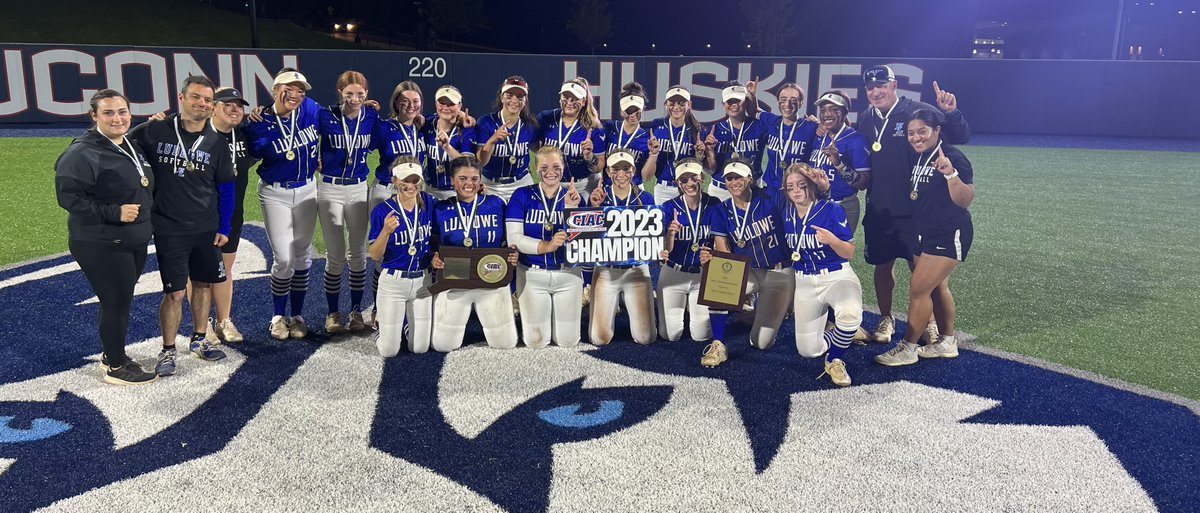 Fairfield Ludlowe wins Class LL Softball State Championship, 5-2 over Southington. @LudloweSports #ctsb