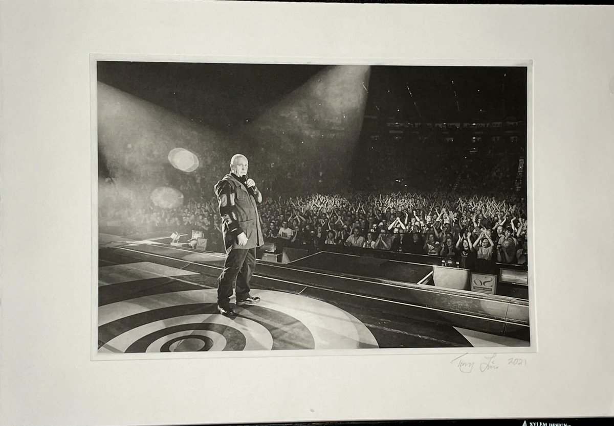 Rare photogravure proof of Peter Gabriel photographed and signed by Tony Levin.  Only 3 made: timeless-prints.com/product/peter-… #tonylevin #PeterGabriel #PeterGabrielTour #petergabrielfan #petergabrielso #petergabrielgenesis #petergabriel4 #petergabriellive #petergabrielconcert