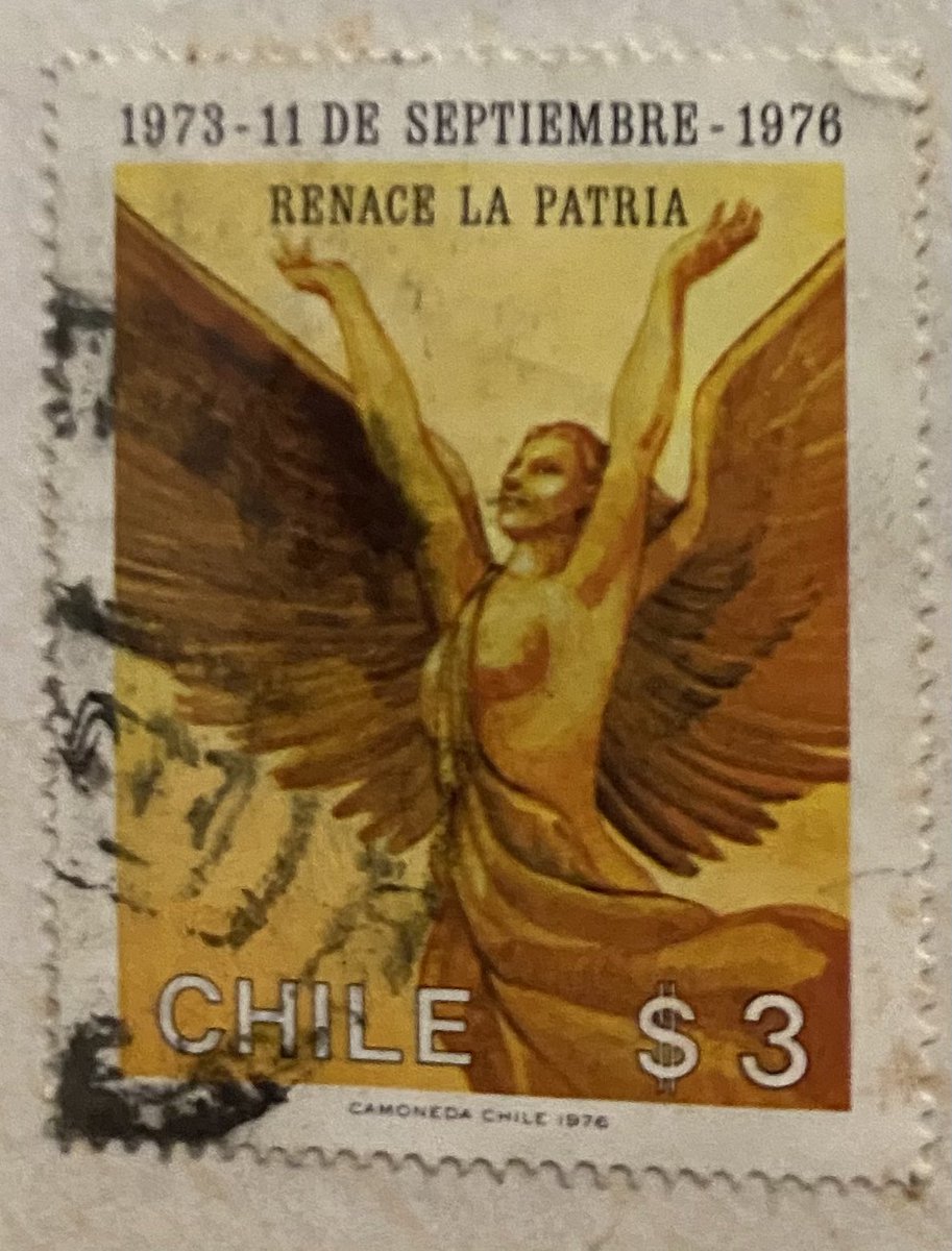 RodHerreraL's tweet photo. En un álbum antiguo de mis padres encontré algunas interesantes estampillas. Algún valor histórico quizás tengan https://t.co/piKL1YxFto