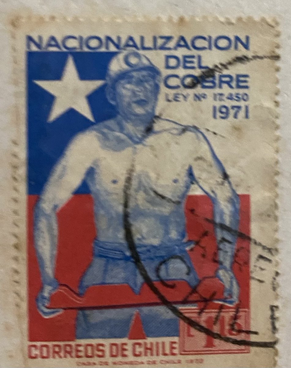 RodHerreraL's tweet photo. En un álbum antiguo de mis padres encontré algunas interesantes estampillas. Algún valor histórico quizás tengan https://t.co/piKL1YxFto