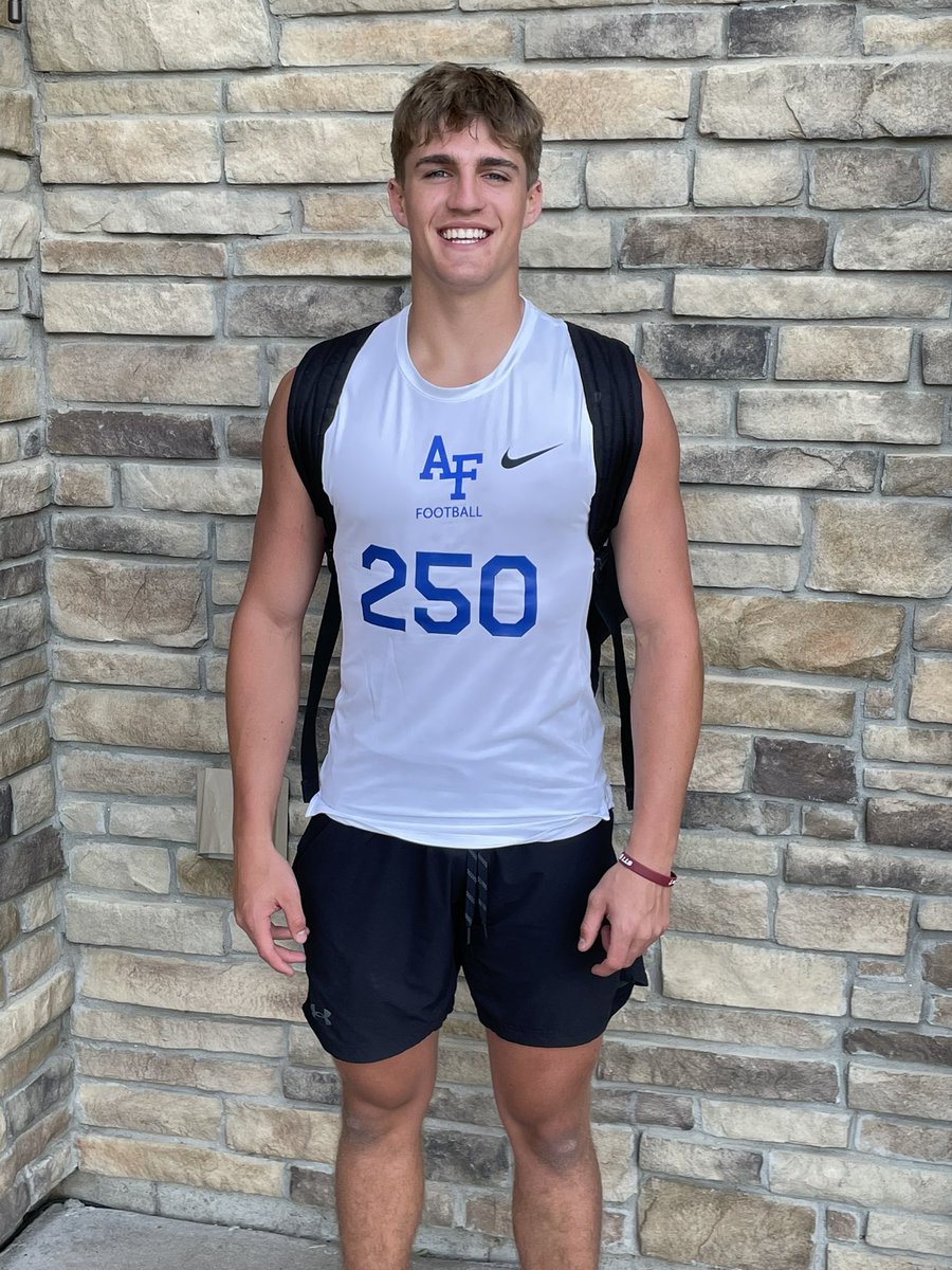 Had a great time at the Air Force Football camp. Thank you so much @CoachAlexMeans @CoachNickToth @Brian_Knorr @coachskene3 for talking with me. Can’t wait to get out there for a game.