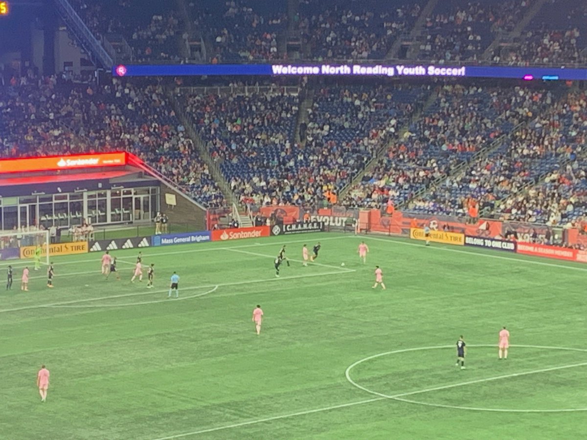 NRYSoccer's tweet photo. @NERevolution thanks for your support of our soccer program and a great night! #nrys #NERevs https://t.co/4ICSKd55Bh