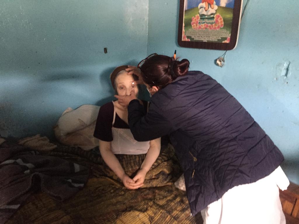 CDI Mucuchies, estado #Mérida, jornada de salud en la comunidad de #Apartaderos juntos a los médicos venezolanos, protegiendo la salud del pueblo venezolano.

#CubaPorLaVida #CubaCoopera #ComoElChe