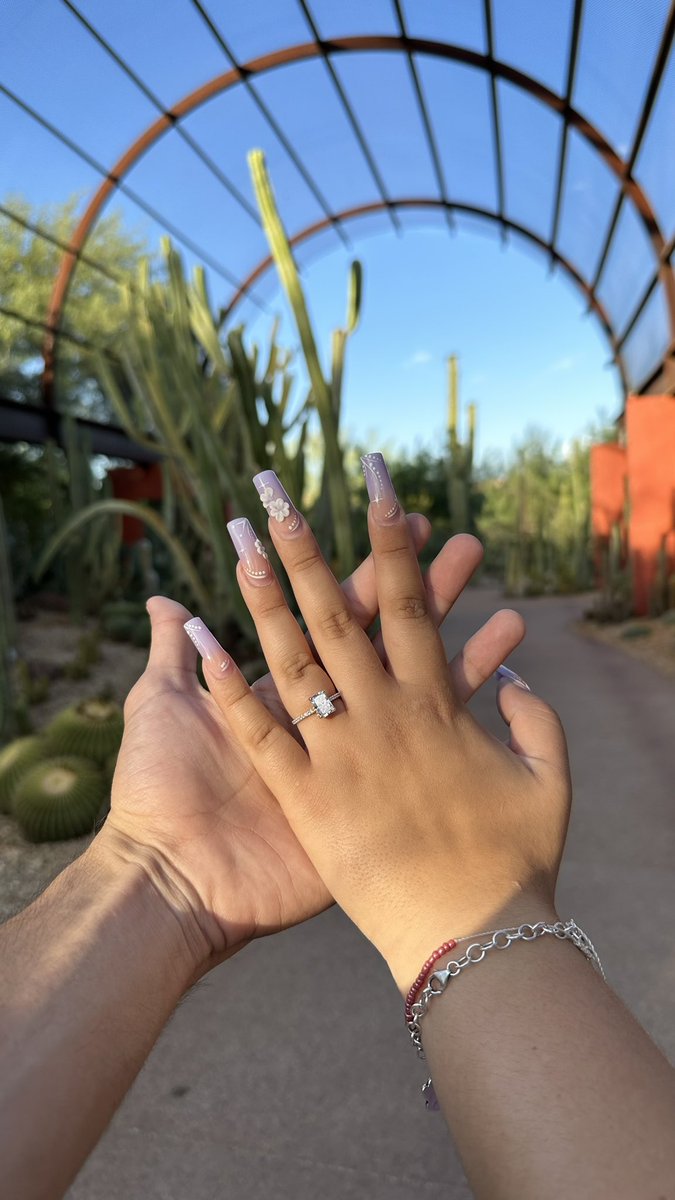 Meet my new fiancée, she said yes! 💍