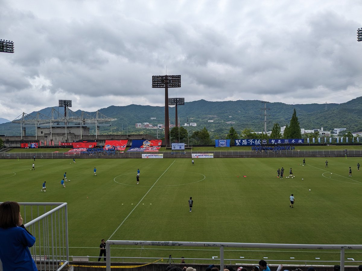 RCC_SCHOOL's tweet photo. ⚽️高校総体サッカー決勝！！⚽️ 

 瀬戸内高校が３連覇を目指し、広島国際学院高校との壮絶な決勝戦へ突入🔥 

この両校が示すパワフルな戦いを、ＲＣＣスクールでライブ配信🎥 

📆日時：本日６月１１日（日）１１時キックオフ

🔗リンク：https://t.co/SIt60gTEBi 

#瀬戸内高校 #広島国際学院 https://t.co/gGDXEWOqc4