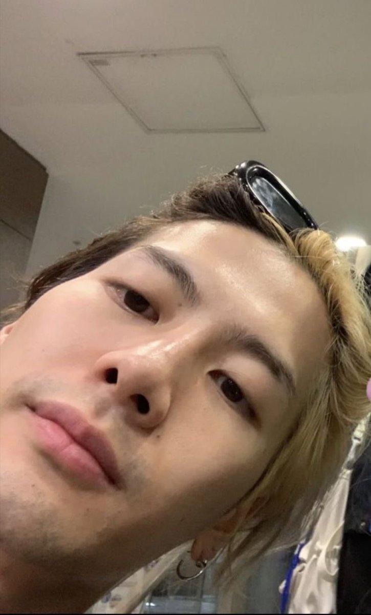 wanggallery's tweet photo. hello cutie https://t.co/EqcbUXIuuh