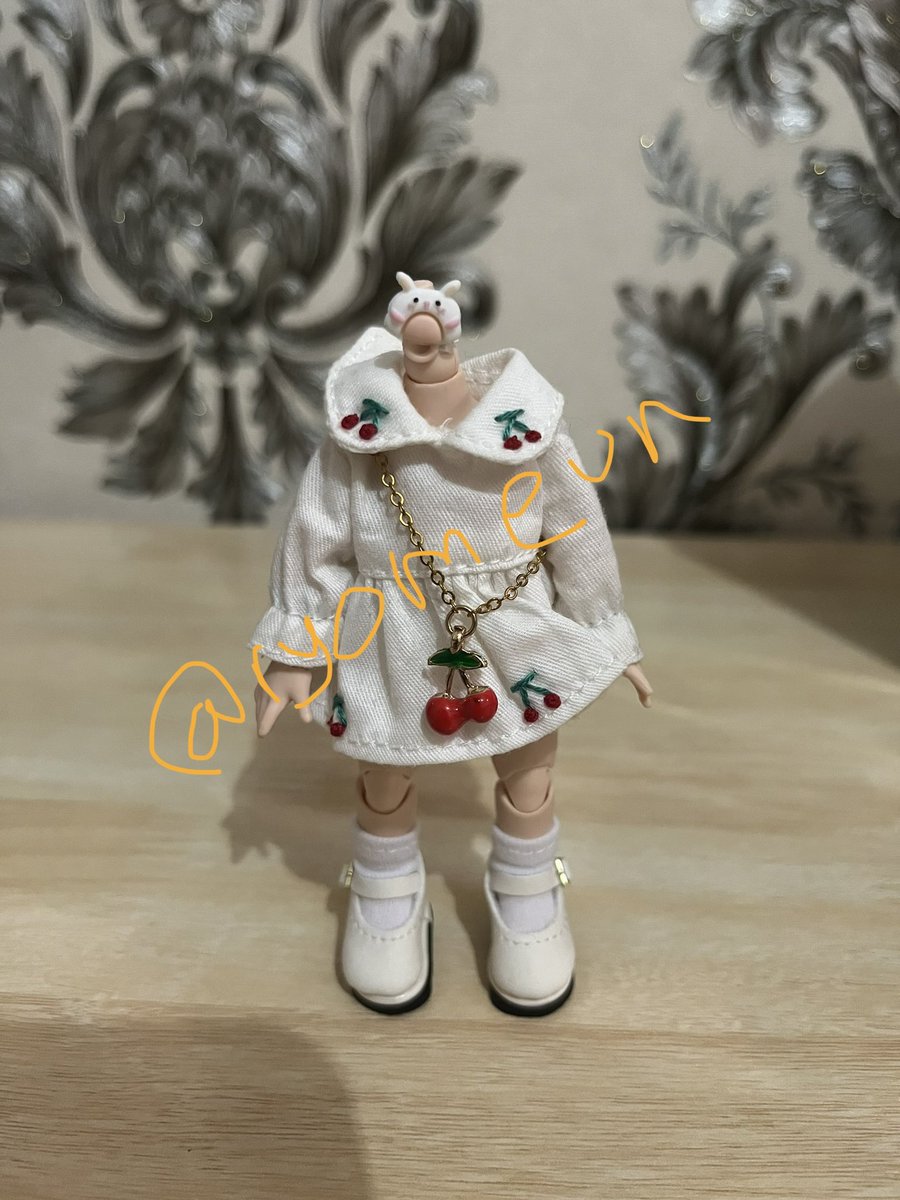 fushi__guro's tweet photo. wts want to sell
ymy body milky white bib
size 10cm
ready ina dom pekanbaru
fullset good condi

200k free clothes and accessories (dress, bag, socks, shoes, pacifier)

details dm💗

t. #warungjjk #warunganime @animerchforina https://t.co/0jdID6YWeP