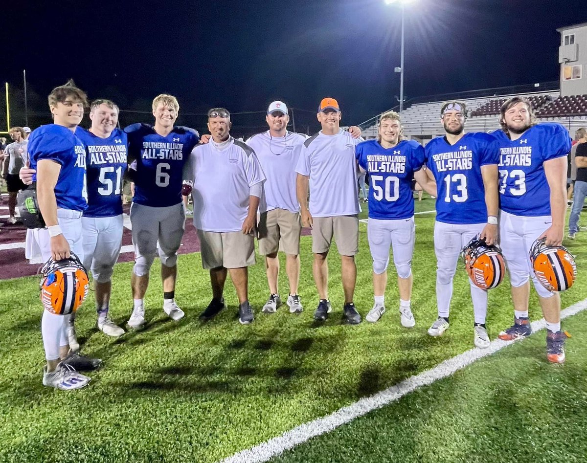 CartervilleAD's tweet photo. I really enjoyed having one more week with these guys. A special group of young men that always played hard and had fun. West side for the win and Riley Bradford living the D-Line dream with the Pick 6 and MVP award! Thank you for some great memories! https://t.co/Oj4Pqpi4Kn