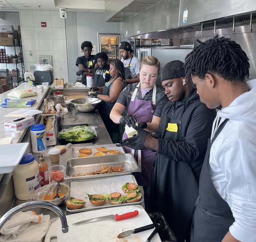 YEAHPhilly's tweet image. We’re almost ready to open our free community grocery store this #summer, We had to connect with our partner #sysco to make sure we bring out the best food options for our hood.
#foodjustice #lead #disrupt #inspire #community #yeah #philly #food #explorepage #cooking #youthcook