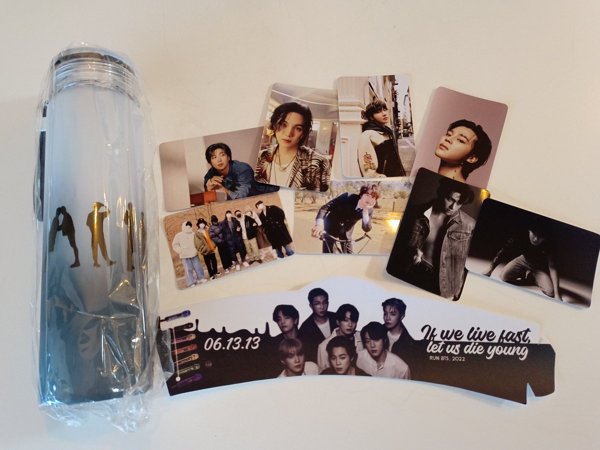 JinKookPH's tweet photo. Grab your #XternityWithBTS bundle here and let's celebrate BTS' 10th anniversary together!!! ๐ https://t.co/H4Y3rN1hdq