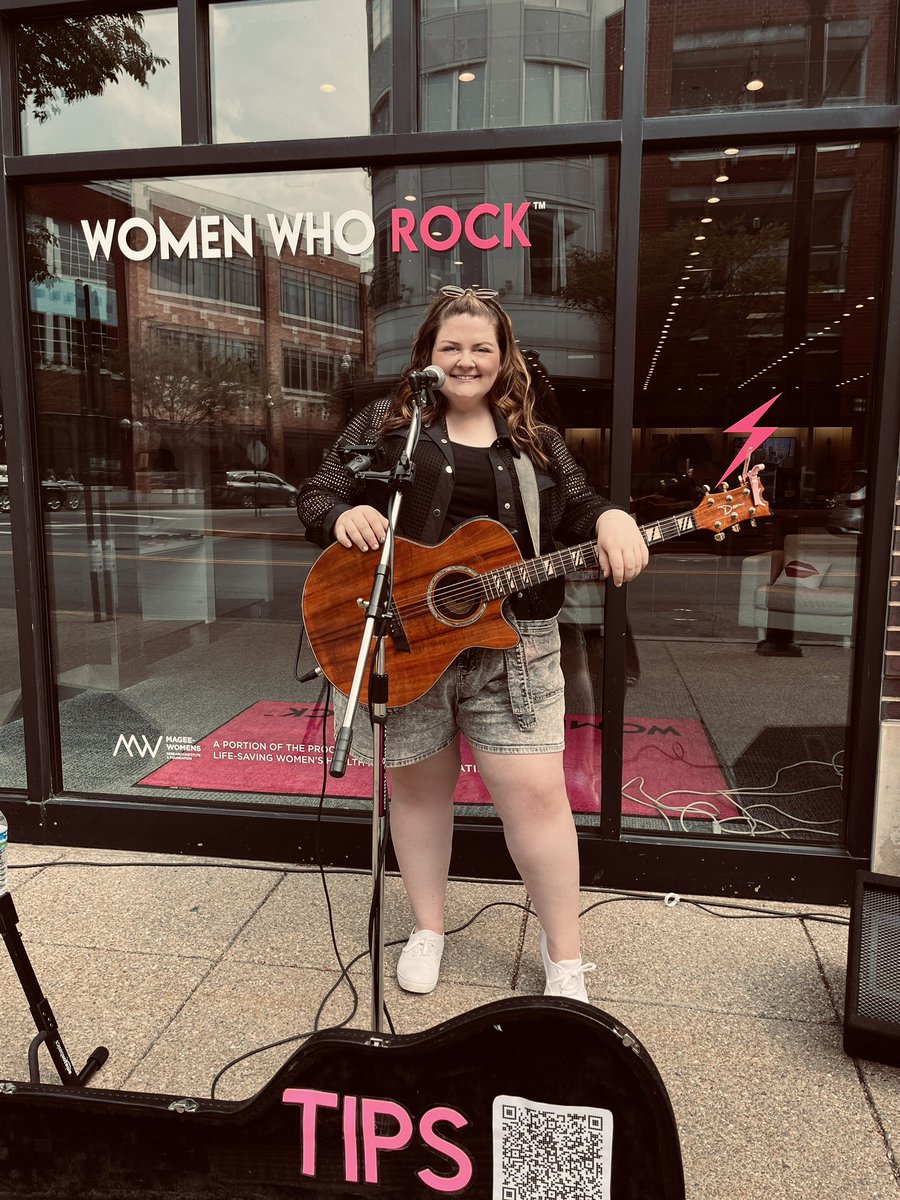 itsmelinabowser's tweet photo. Thanks so much to @WomenWhoRockHQ for having me kick off their Summer Concert Series at the WWR Pop-Up Shop in @SouthSideWorks!! I had a blast performing on this beautiful day. ☀️🎶💖⚡️
#wwr #womenwhorock #rockthefutureofwomenshealth #mageewomens #southsideworks #pghmusic https://t.co/8W6YBb444p