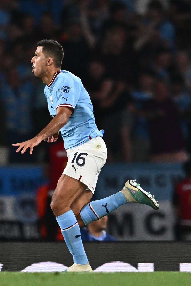 SemenyoDirect's tweet photo. Rodri should be the last Player with our No. 16🎉💙
Football has been completed at Man City

First PL winning goal Aguero -16
First UCL winning goal Rodri -16 https://t.co/KXDdjYi8fv