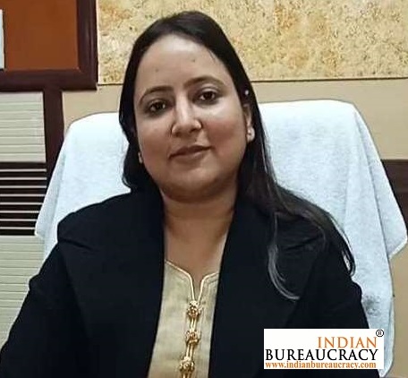 INDBureaucracy's tweet photo. Neha Sharma IAS posted as DM & Collector- Gonda, UP
https://t.co/5eqRFJnawW
#6IAS #Bureaucracy #BureaucracyNews #CivilServant #IASAppointments #Indianbureaucracynews #NehaSharmaIAS #transfernews #UPGovt https://t.co/6I3yQAWxTM