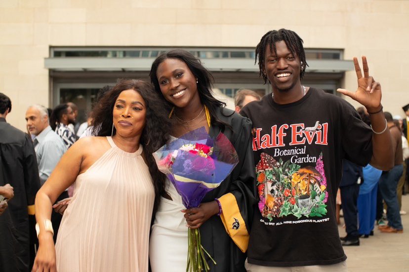 TAVVolleyball's tweet photo. #NewGradAlert: Congrats to #TAV18Black SR Mamie Krubally (Fairfield) on her graduation from Plano East HS! #GoTAV ๐ https://t.co/LsuuTtkhSG