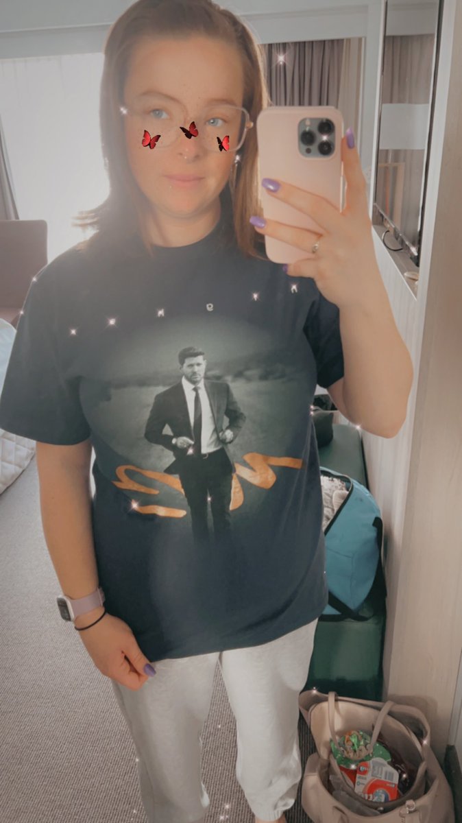 Wearing my @MichaelBuble shirt today! ❤️ was such a magical night. #mbhighertour