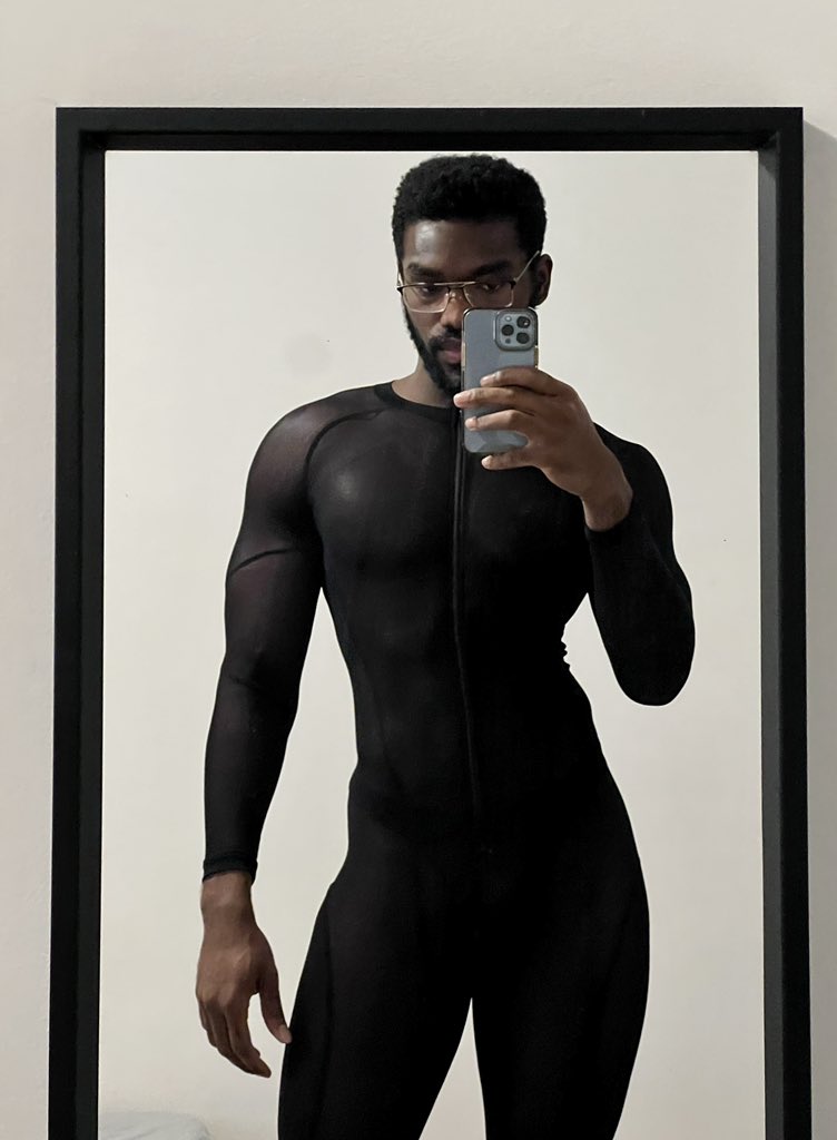 K1t4n's tweet photo. 🥷🏾🥷🏾 https://t.co/Xk6k3cw6Nb