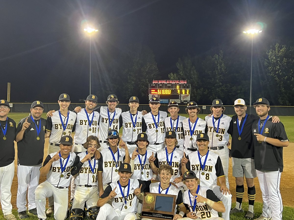 ByronYouthBB's tweet photo. BYBA players and families. 
Bears leave for state tourney at 9 am on Tuesday morning. Let’s get as many players there to send them off in style!  Wear your BYBA uni. 
Show up at the HS at 8:30. 
Make signs and make some noise!
📣📣Let’s go Bears!
@Byron_Base_Ball @ByronBearsHS https://t.co/06GfD6wgAQ