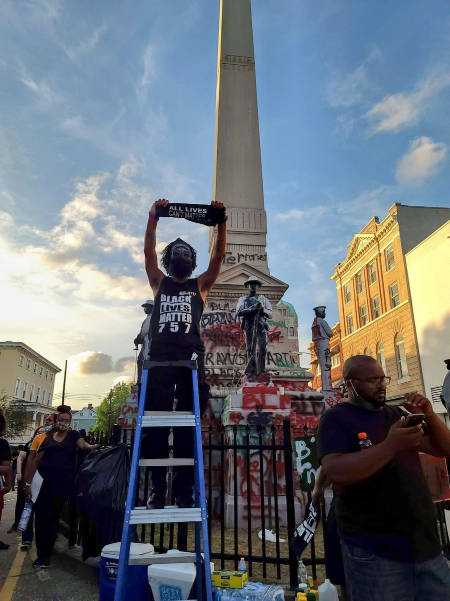 BLM757's tweet photo. #RemoveTheStain 3 years ago we made history, and set the tone for every confederate monument to fall in Virginia. We had been fighting to have this statue removed for YEARS, but they didn't hear us until 2020. When preparation meets opportunity, you make HISTORY! βπΎβπΎβπΎβπΎ #BLM757 https://t.co/7RZV1RnZYv