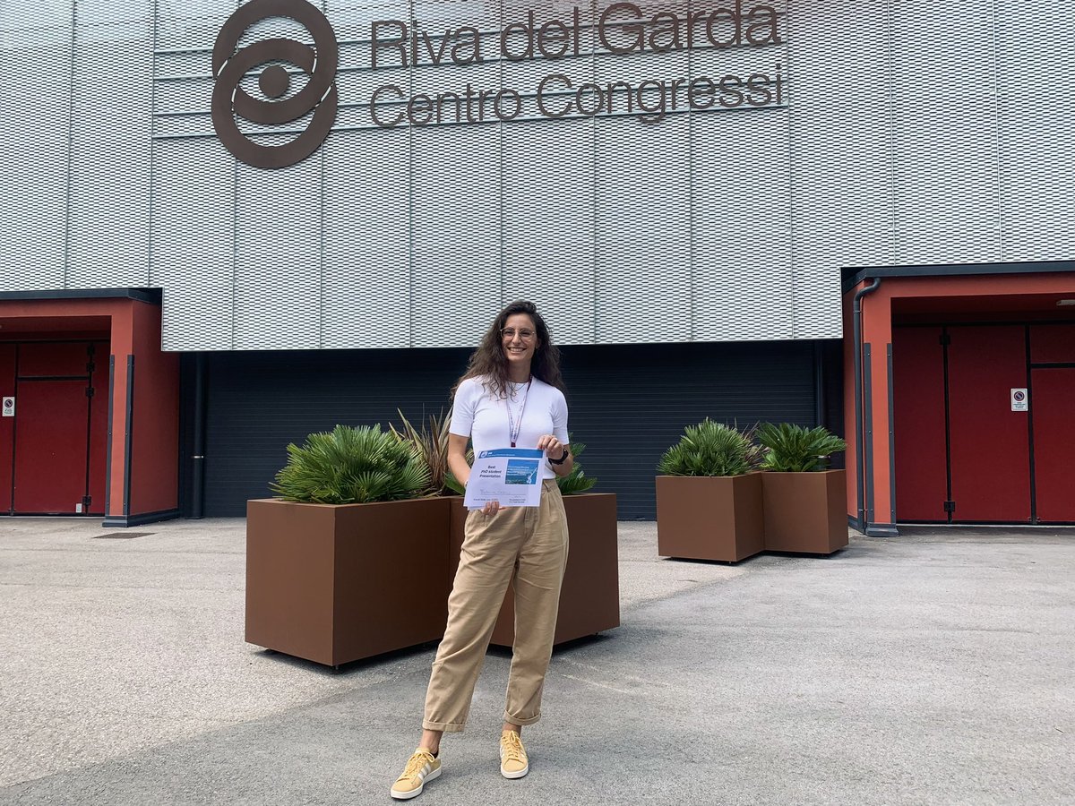 FedericaVinelli's tweet photo. I am honored to be selected as one the awardees for the best PhD student presentation award at #GIBB23 @GIBB_bio. Thanks for the great opportunity to present my work in the beautiful Riva del Garda https://t.co/BJXPxUqMY7