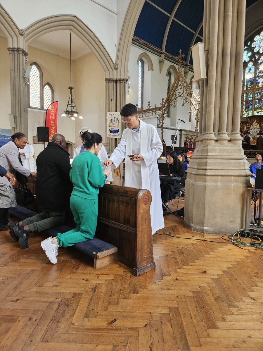 Happy Sunday 👋👋🏾👋🏿
Please join us for our Sunday service at 11am at St John's Church, Stratford E15. If you can't make it in person, please join by watching our live Facebook stream.
#StJohnsE15 #COE #LondonChurch #EastLondonChurch