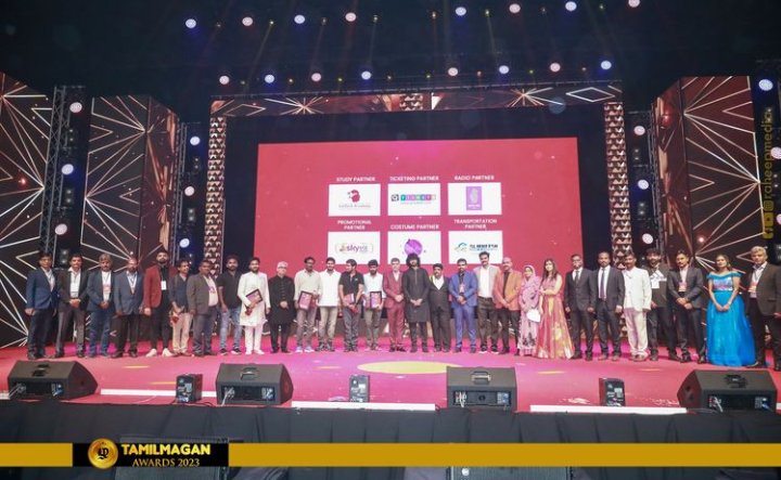 Group Pic of an Event 💥🎊🎉
@ Qatar Tamil Magan Awards 2023
Proud moment of our #Vaathi

#AramVellum
#NambikkaiNayagan
#Vikramanarmy
#Vikramangirlfansarmy
#Totalwinnervikraman