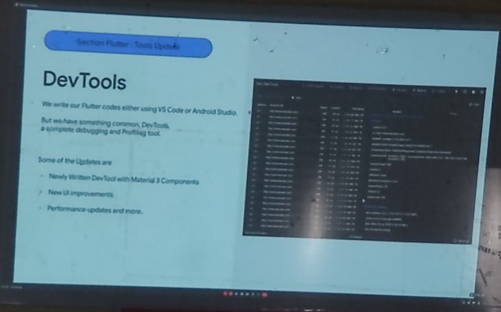 gdgbhilai's tweet image. Time to dirt our hands in flutter! We&apos;ve started with our first session &quot;What&apos;s new on Flutter&quot; with @nikeight_ updating folks with the new updates in Flutter! 📱

#GoogleIO2023 #Google #Googlefordevs