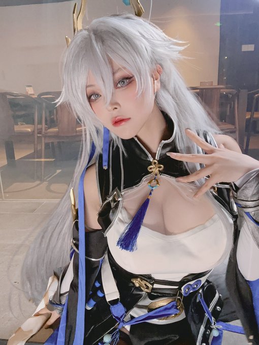 Twitterのコスプレ画像21