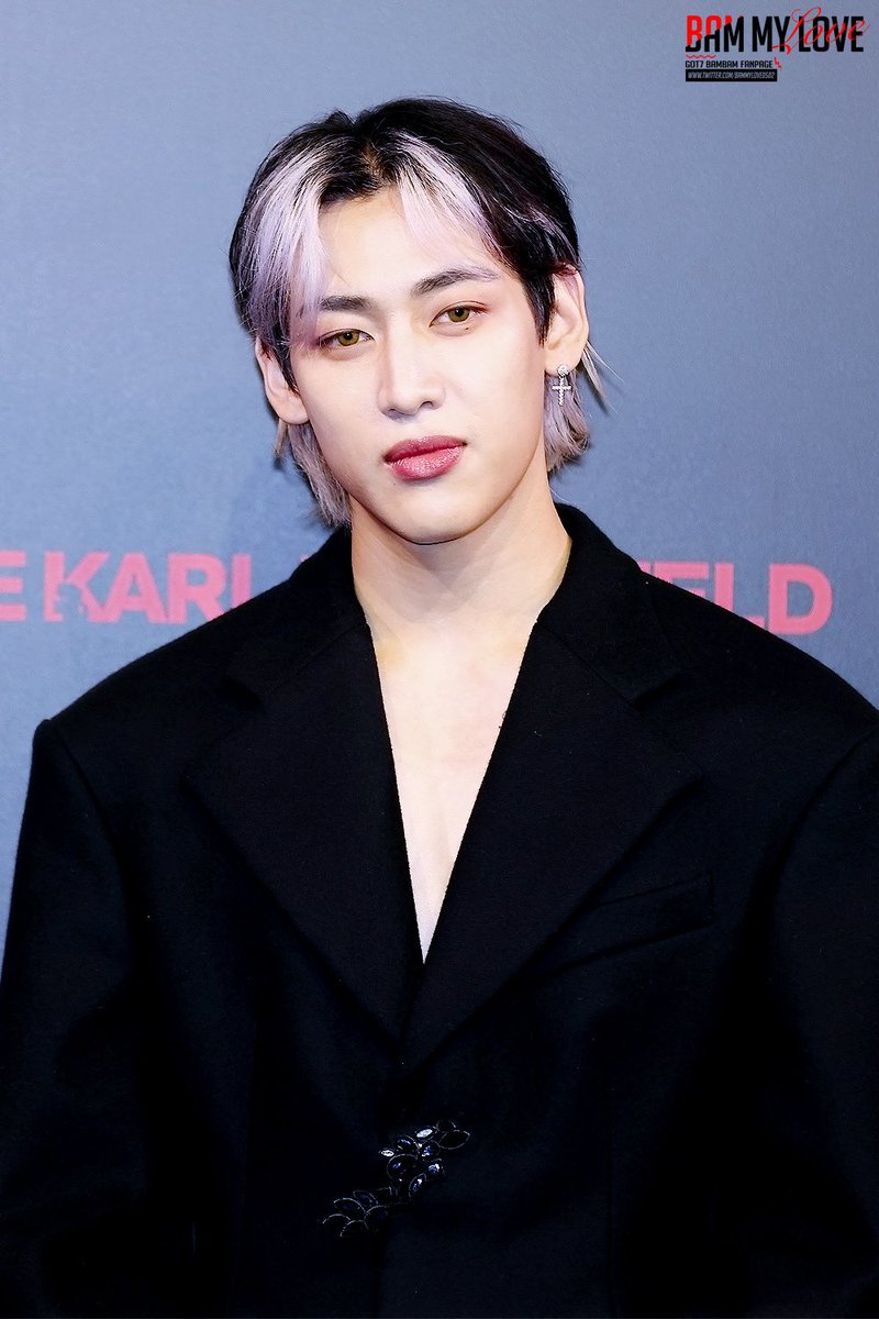 BamMyLove0502's tweet image. 230610 BAMBAM EVENT IN MACAU
#BamBamInTheKarlLagerfeld
#BamBam #뱀뱀 @BamBam1A
