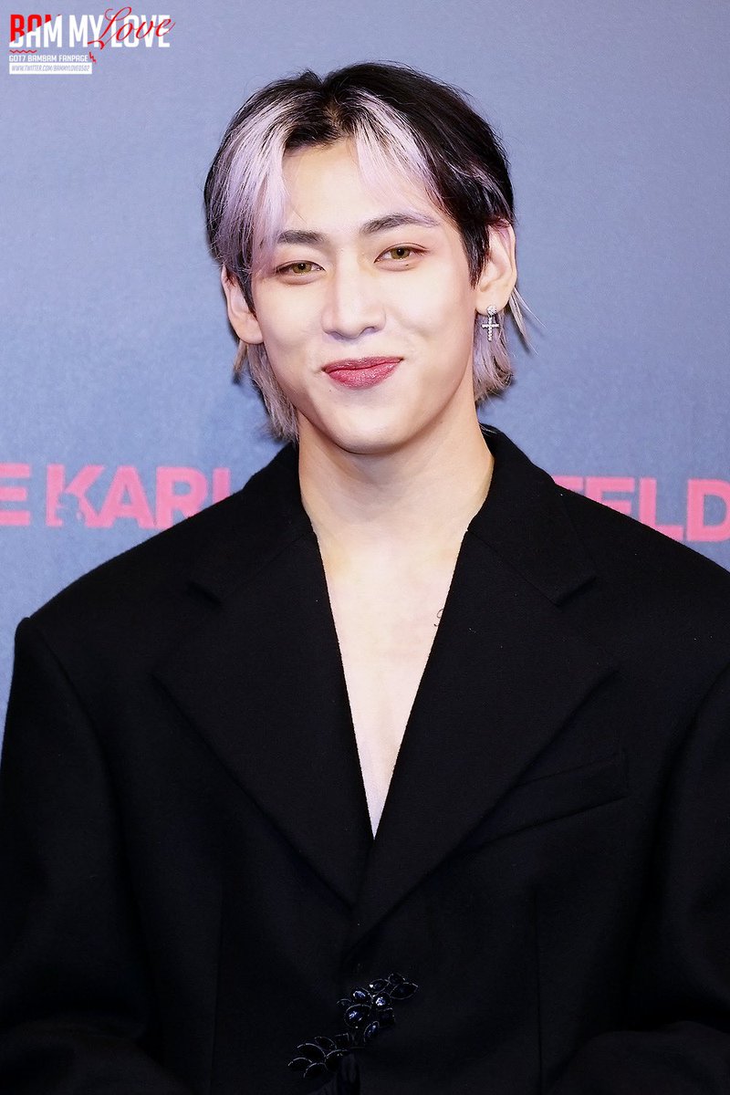 BamMyLove0502's tweet image. 230610 BAMBAM EVENT IN MACAU
#BamBamInTheKarlLagerfeld
#BamBam #뱀뱀 @BamBam1A