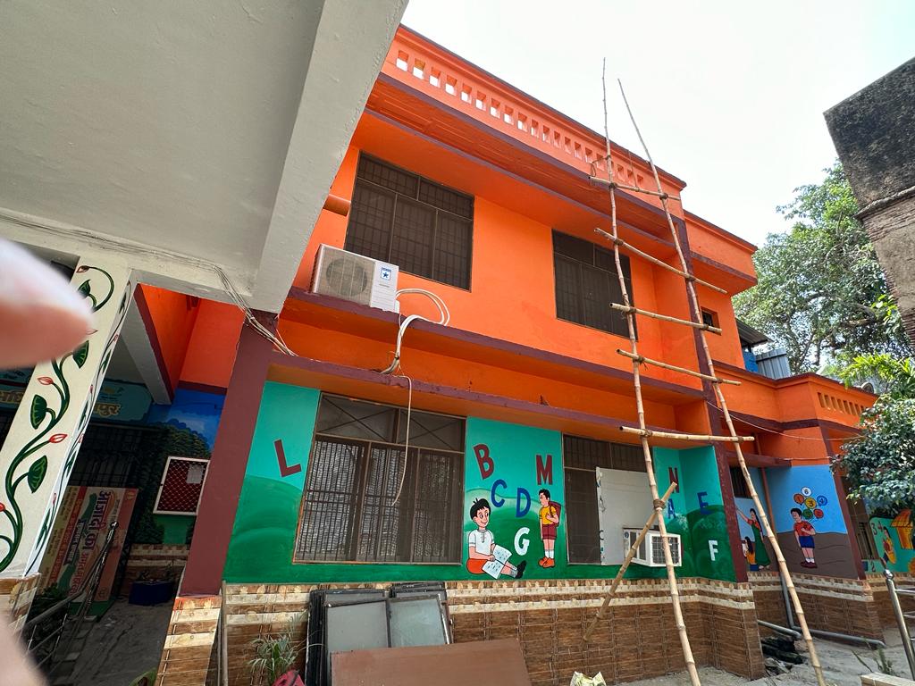 "हमारा कार्यालय,हमारा गौरव"
जौनुपर के बेसिक शिक्षा अधिकारी कार्यालय की कुछ झलकियां। विभाग में नवाचार के जरिए कैसे बेहतर कार्य हो रहे हैं, ये तस्वीरें उसकी एक बानगी देती हैं। 
#बेसिक_का_कायाकल्प
<a href="/UPGovt/">Government of UP</a> <a href="/CMOfficeUP/">CM Office, GoUP</a> <a href="/thisissanjubjp/">Sandeep Singh</a>