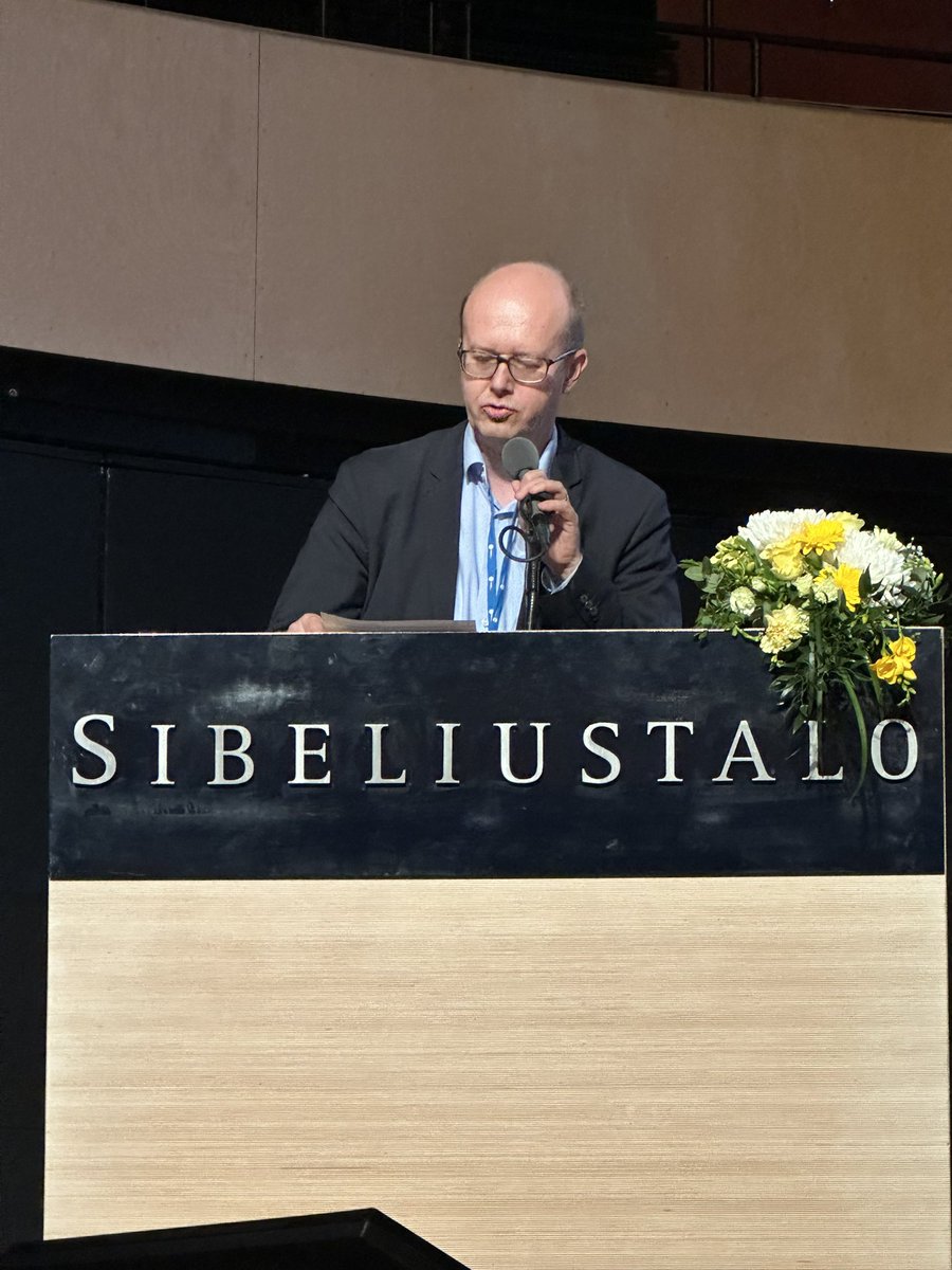 Liittokokouksen kannanotto korostaa lapsen oikeuksia, lapsivaikutusten arviointia ja kerätyn tiedon hyödyntämistä. Järjestöjen toimintaedellytyksiä ja kumppanuuksia edistävää työtä. Kiitos <a href="/EsaIivonen/">Esa Iivonen</a> #MeidänMLL #liittokokous #lapset #nuoret #perheet