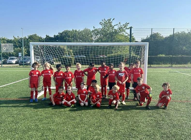 This is what #grassrootsfootball is all about !

🔴🟡  A beautiful evening for a friendly! 
Our Under 7 Yellows Vs our Under 7 Reds. Getting ready for tournaments. Great fun!    🟡🔴
