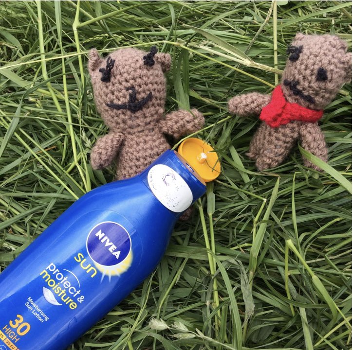 It’s going to be hot today! 🥵 Good job mummy bear remembered to pack the suncream when the three bears went camping! 
-
 Catch up on past #stories here: outwithanimals.wordpress.com

#charity #children #story #storytime #storytelling #childrensstory #childrenscharity #outwithanimals