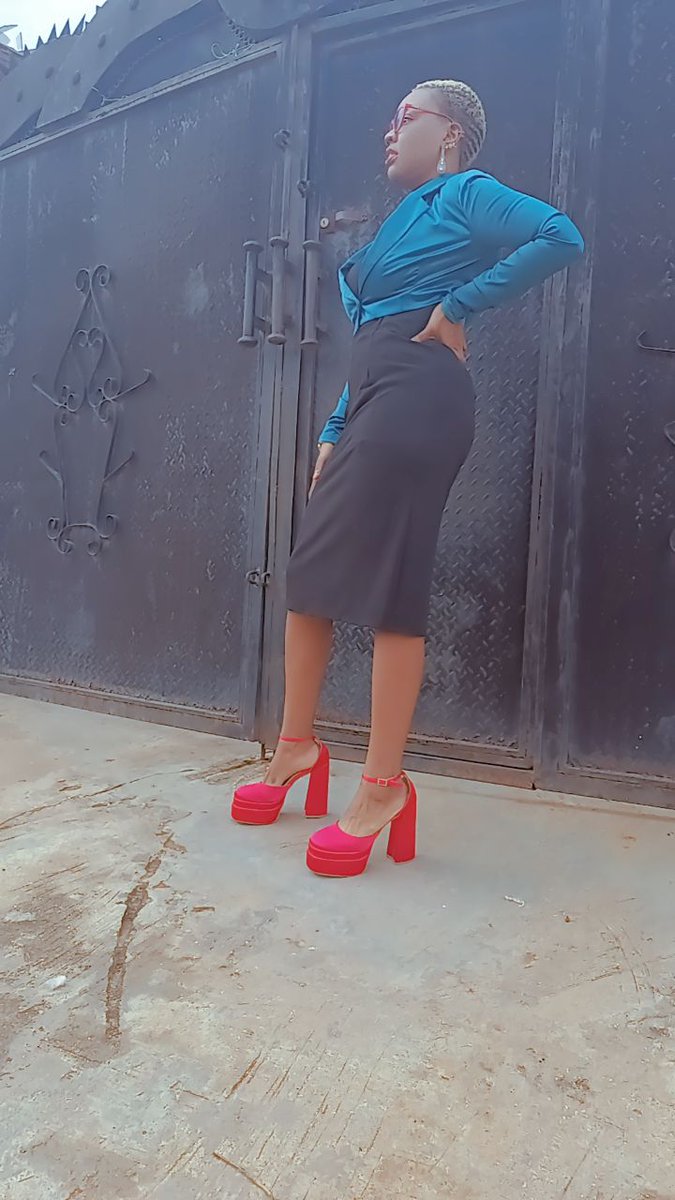 Bb_goldenB's tweet photo. Sunday JPEGs ๐๐๐๐ Happy Sunday Twitter Famโค๏ธ๐ it's A Blessed Sunday and I am grateful to God. Thank you Jesus๐ #ItsgoodtosServeGod #GodismyProtector #ILovetoWorshipGod #ABeautifulBlessedChild โบ๏ธ #HappySunday #sundayvibes #SundayMorning https://t.co/fgfqFDLCZZ