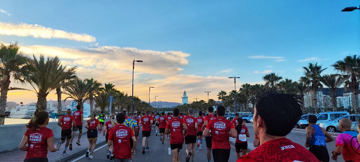 TORRESMIJAS's tweet photo. @HimarGonzalez @ElTiempoA3 
Desde Málaga por una buena causa.
#Ponlefreno #Carrera https://t.co/zNoKImo0sl