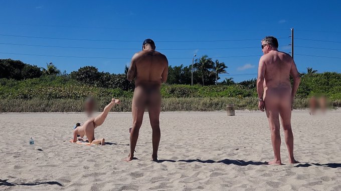 Watch MissionIceCream🍦's leaked NSFW photo on TwXstars