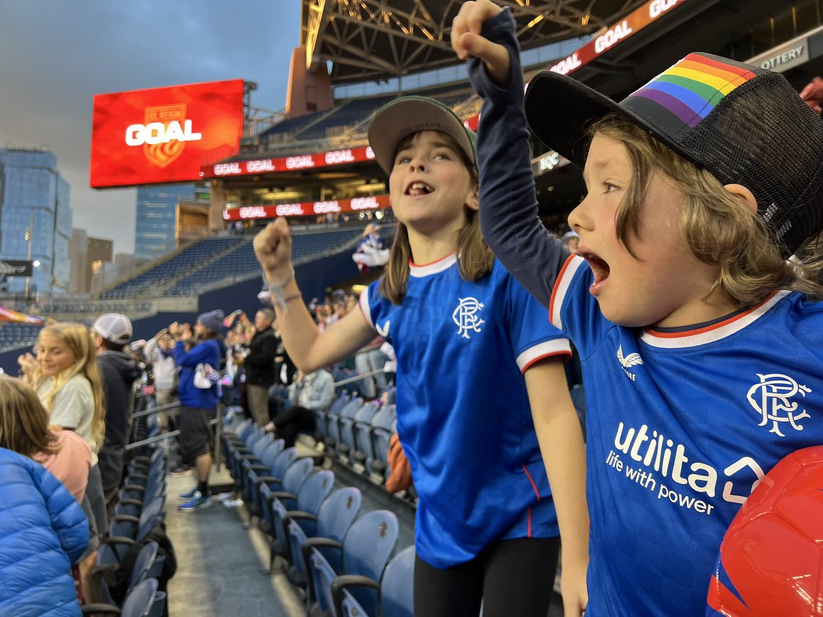 Brooke Fox tweet media