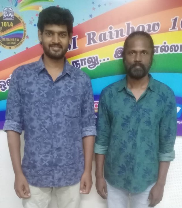 Costume Designer Suresh நேர்காணல் இன்று காலை 9மணிக்கு All India Radio FM Rainbow 101.4ல் கேட்டு ரசிக்கலாம்.  யாத்திசை  படத்தில் எய்னர்கள், சோழர்கள், பாண்டியர்கள் கால உடை, போர்க்கருவிகள் அதற்கான தேடல், தயாரிப்பு  குறித்து  விரிவாக கூறியுள்ளார். 
#yaathisai 
#costumedesign